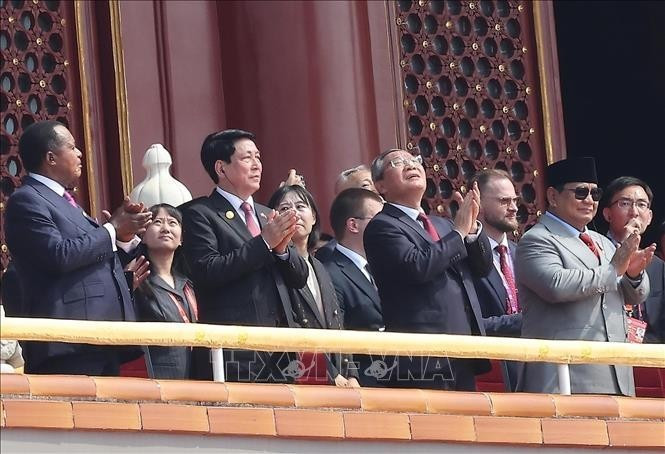 越南国家主席梁强率越南高级代表团出席了纪念活动。图片来源：越通社