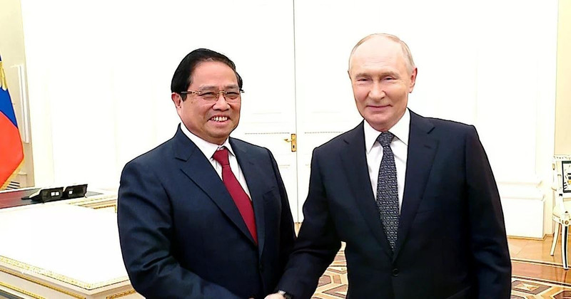 越南政府总理范明正2026年3月25日在俄罗斯首都莫斯科克里姆林宫会见了俄罗斯联邦总统弗拉基米尔·普京。