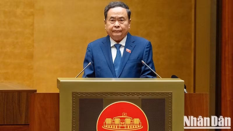 国会主席陈青敏在会上致开幕词。（维灵 摄）