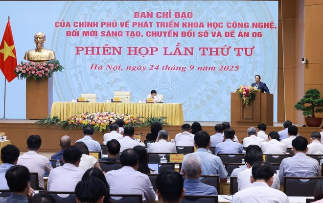 会议现场。(图片来源:越通社) vna-potal-thu-tuong-chu-tri-phien-hop-lan-thu-tu-cua-bcd-phat-trien-khoa-hoc-cong-nghe-doi-moi-sang-tao-8294074.jpg