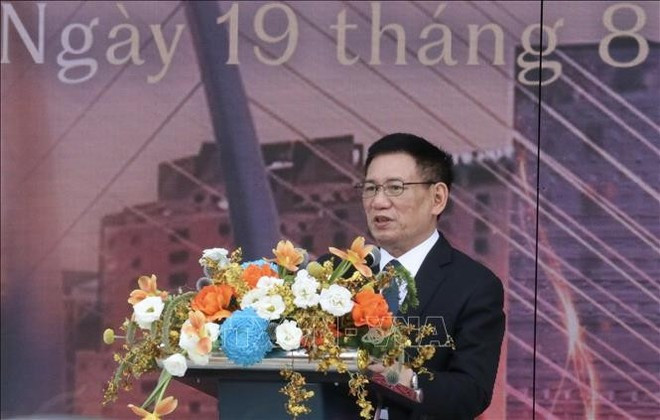 政府副总理胡德福在活动上致辞。(图片来源:越通社) phuoc.jpg