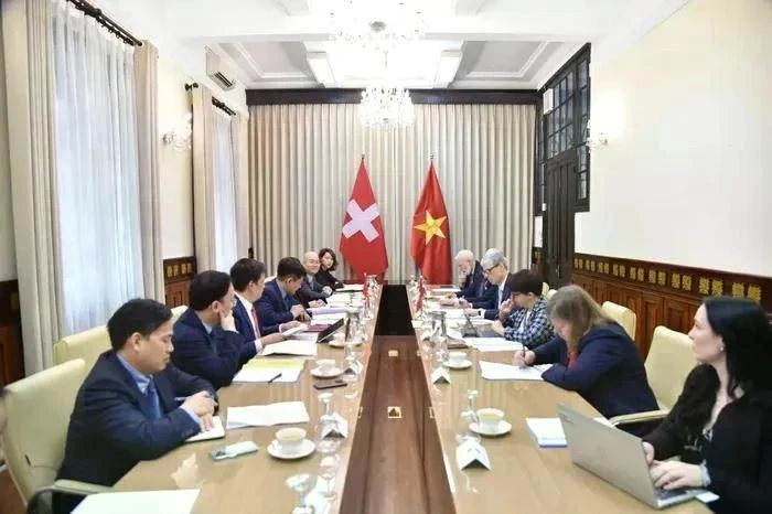 越瑞政治磋商场景。