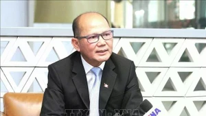 柬埔寨皇家学院所属的国际关系研究所亚洲、非洲和中东研究部代理主任、柬埔寨留越校友会主席乌奇·莱昂。（图片来源：越通社）