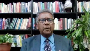 加拿大马列共产党党员菲利普·费尔南德斯。（图片来源：越通社）