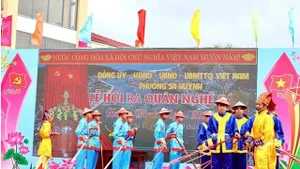 沙黄坊沙黄求渔节。（图片来源：thanhnien.vn）