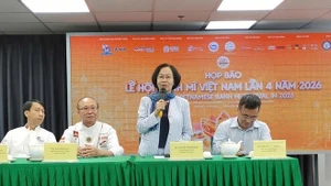 新闻发布会现场。