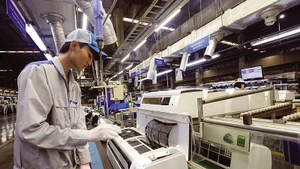 越南吸引外资从成本优势迈向制度信任。（图片来源：越通社）