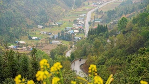 同文岩石高原的诗意之美——该目的地于2025年获评世界领先的地方级文化旅游目的地。