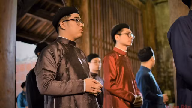 越南年轻人生活中的五体奥黛（组图） ảnh 7