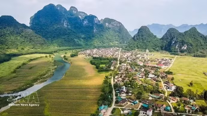 广治省新化的适应气候变化旅游模式是发展旅游业并增强应对环境挑战能力的典范。（图片来源：越通社）