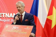 捷克参议院议长米洛什·维斯特奇尔。