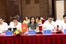 出席会谈的越南谅山省各机关和部门代表团。（图片来源：越通社）