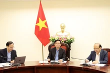 政府副总理胡国勇主持与司法部的工作会议。（图片来源：政府网）