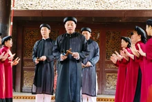 新春回祖地听春曲