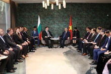 越共中央总书记苏林会见保加利亚社会党（BSP）主席阿塔纳斯·扎菲罗夫（Atanas Zafirov）。（图片来源：越通社）