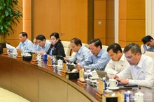 与会代表。