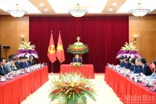 越共中央总书记苏林会见多家大型国际集团和企业领导人。