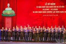 《人民报》社历代新闻工作者欢聚一堂 共庆节日