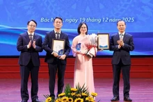 科学技术新闻奖颁奖仪式现场。