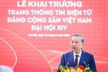 苏林总书记在越南共产党第十四次全国代表大会新闻网开通仪式开通仪式上发表讲话。（成达 摄）