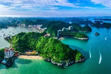 世界自然遗产下龙湾-吉婆群岛。