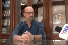 阿根廷共产党中央对外部部长马塞洛·罗德里格斯接受越通社记者采访。（图片来源：越通社）