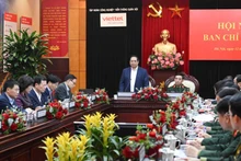 范明正总理在会上发表讲话。（陈海 摄）