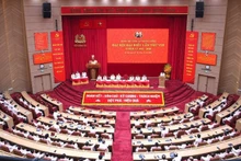 越共中央公安机关第八届代表大会闭幕式全景。