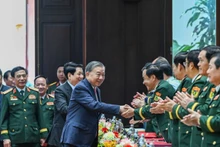 越共中央总书记苏林出席越共人民军第十二次代表大会闭幕式。（维灵 摄）