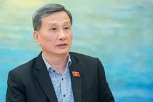 国会常委会委员、国会科技与环境委员会主任黎光辉。