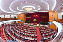 越共十三届十二中全会现场。