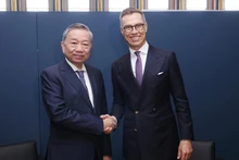 推动越南与芬兰关系更加深刻与全面发展