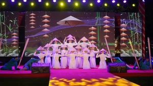 2025年越韩文化日在顺化举行。（图片来源：https://vneconomy.vn/）