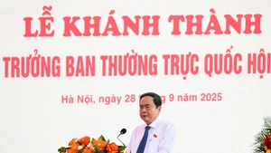 国会主席陈青敏出席裴鹏抟纪念堂落成典礼。
