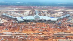 隆城国际机场预计于2026年建成投运。