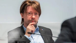 瑞士共产党总书记马西米利亚诺·阿伊。（图片来源：Cronos）