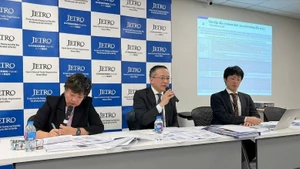 日本贸易振兴机构代表于1月26日下午发布《2025年日本企业海外投资现状调查》。