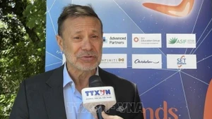 澳大利亚驻越南前大使安德鲁·戈莱兹诺夫斯基。（图片来源：越通社）