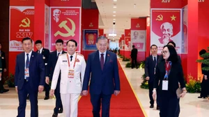 党和国家领导出席越南共产党第十四次全国代表大会预备会议【组图】