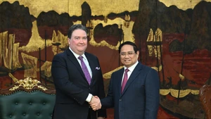 越南政府总理范明正会见美国驻越南大使马克·纳珀【组图】