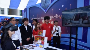 第57号决议落地近一年后，河内市已取得多项重要成果，为将首都河内建设成为全国领先的创新创造与科学技术中心夯实基础。（陈海 摄）