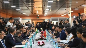 会议场景。（图片来源：建设部）