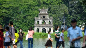 越南旅游业提出2026年接待外国游客量2500万人次，国内游客量1.5 亿人次的目标。