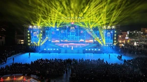 题为“义安欢迎2026——蓝江的豪气”的倒计时活动在义安省。