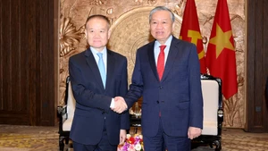 越共中央总书记苏林会见中共中央总书记、中国国家主席习近平特使刘海星。