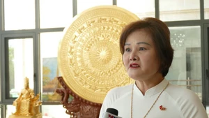 金福（Gold Phuc）公司董事长兼总经理、旅老越南人总会常务委员会委员、海外越南企业家协会副主席范氏明红。（图片来源：越通社）