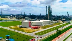 位于清化省南部的宜山炼油化工联合区。