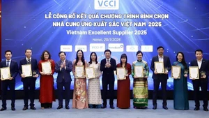 2025年度越南优秀供应商。（图片来源：thoibaotaichinhvietnam.vn）