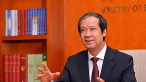 越南教育培训部部长阮金山。