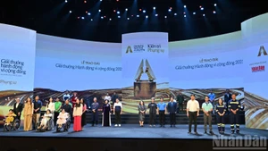 2025年社区行动奖颁奖典礼【组图】